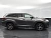 6 thumbnail image of  2019 Toyota Highlander LE