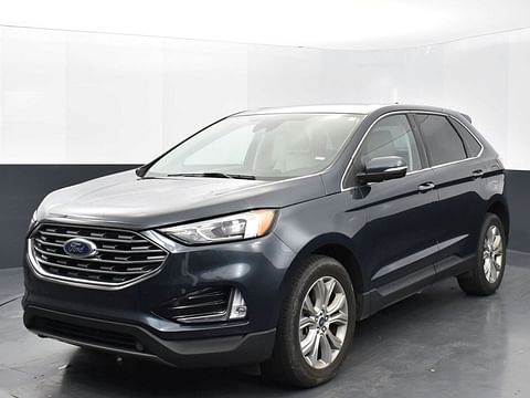 1 image of 2022 Ford Edge Titanium