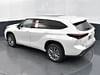 34 thumbnail image of  2024 Toyota Highlander Platinum