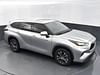 35 thumbnail image of  2020 Toyota Highlander Hybrid XLE