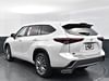 3 thumbnail image of  2024 Toyota Highlander Platinum