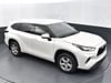 36 thumbnail image of  2020 Toyota Highlander L