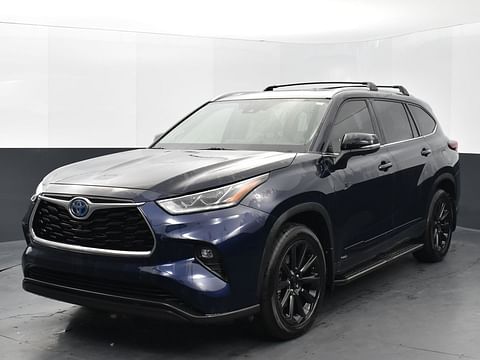 1 image of 2023 Toyota Highlander Hybrid Limited