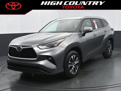 1 image of 2026 Toyota Highlander Hybrid XLE