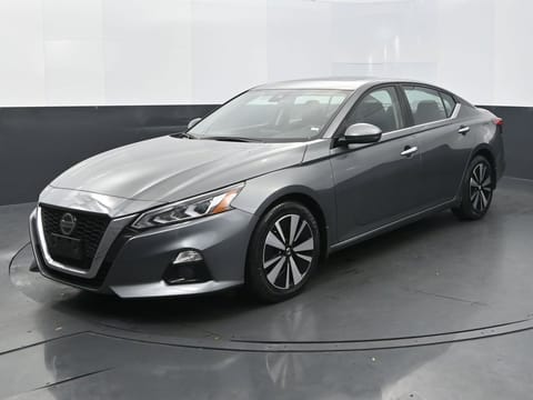 1 image of 2022 Nissan Altima 2.5 SL