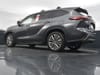 44 thumbnail image of  2022 Toyota Highlander Platinum
