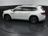31 thumbnail image of  2022 Volkswagen Atlas 3.6L V6 SEL Premium R-Line