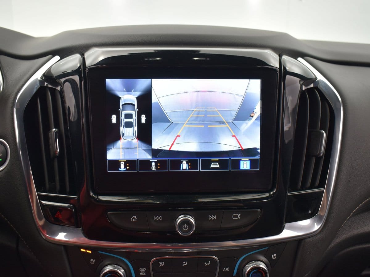 2023 Chevrolet Traverse Premier - Photo 18