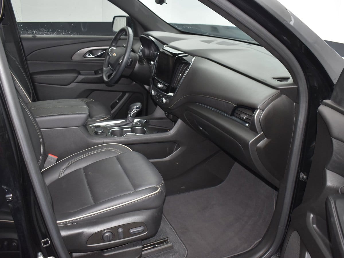 2023 Chevrolet Traverse Premier - Photo 12