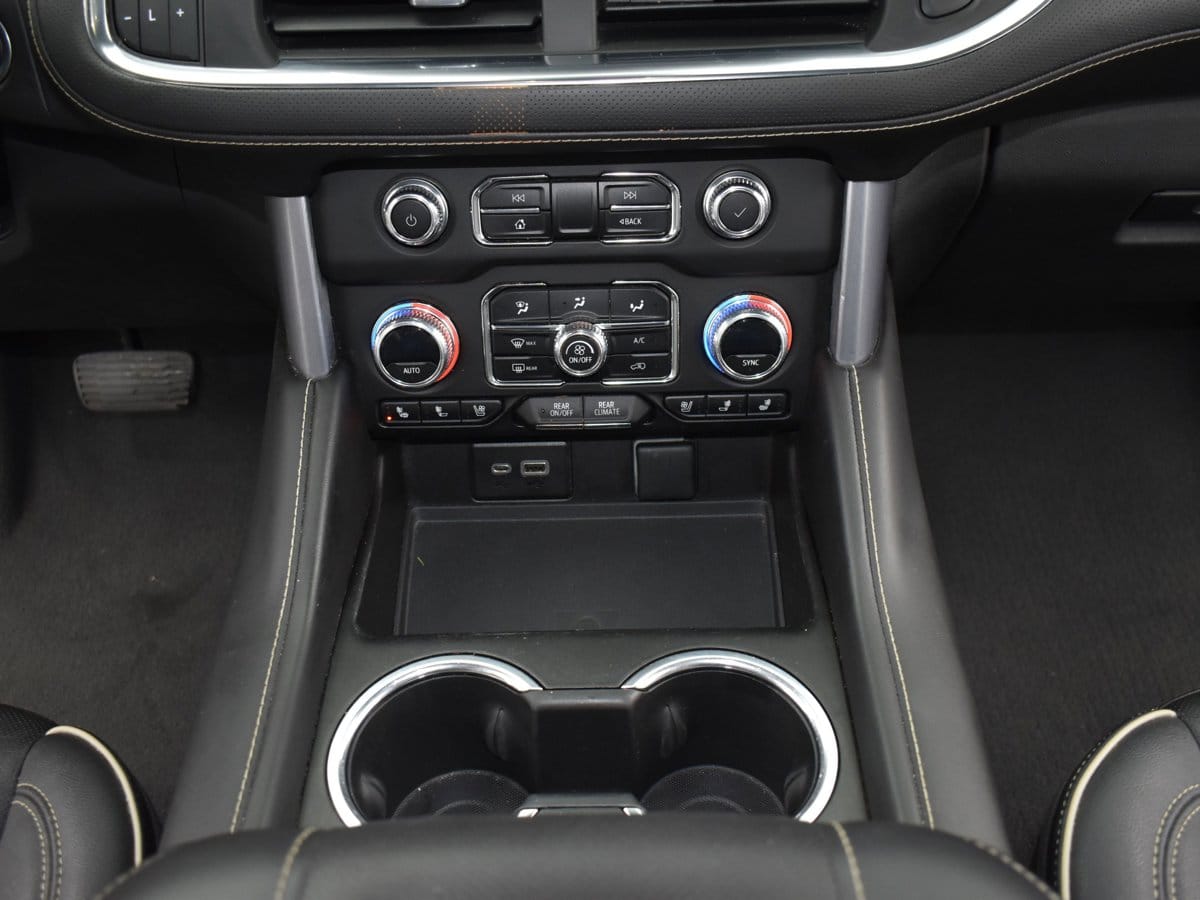 2023 GMC Yukon SLT - Photo 21