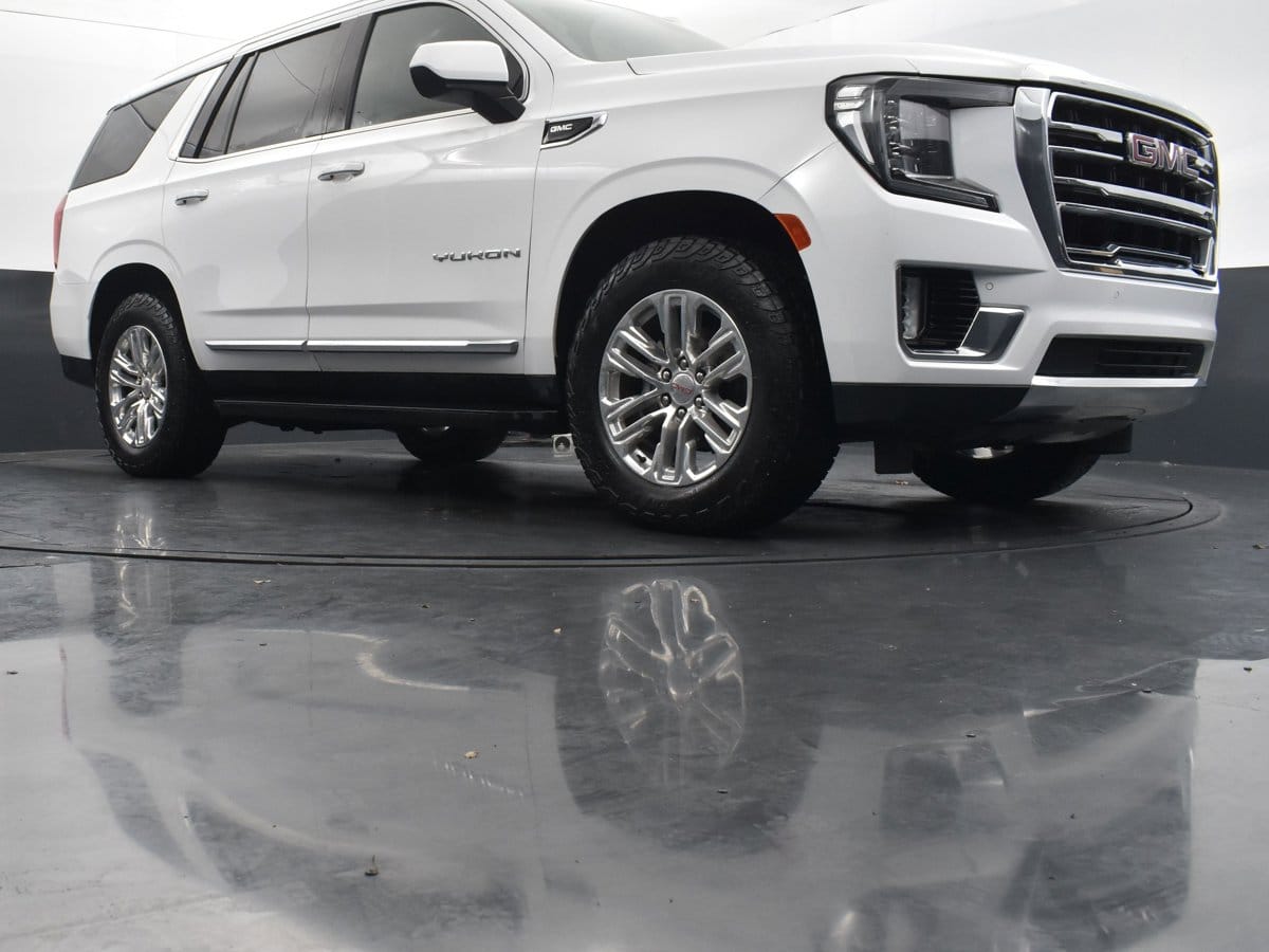 2023 GMC Yukon SLT - Photo 43
