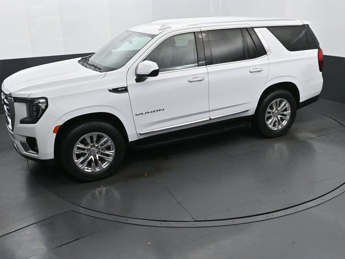 2023 GMC Yukon SLT - Photo 30