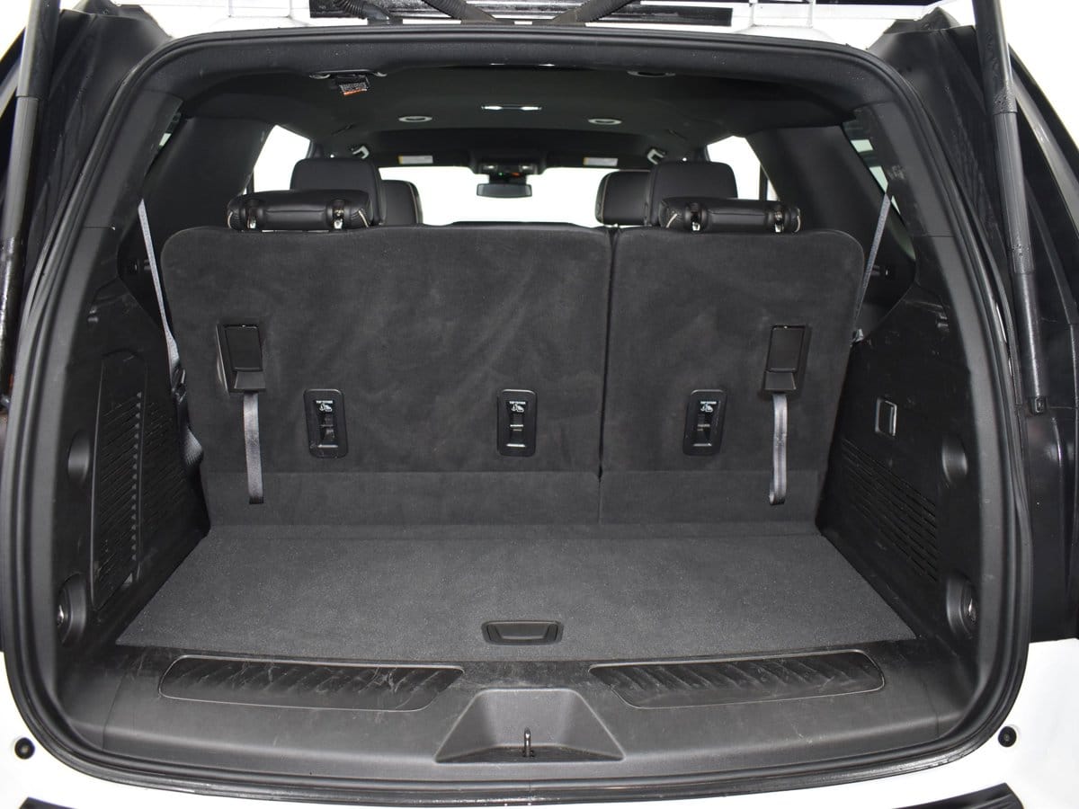 2023 GMC Yukon SLT - Photo 23