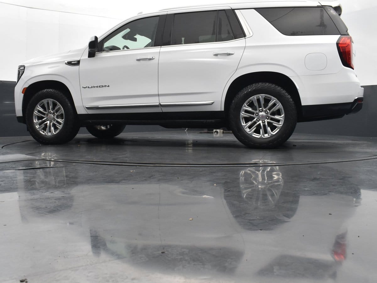 2023 GMC Yukon SLT - Photo 39