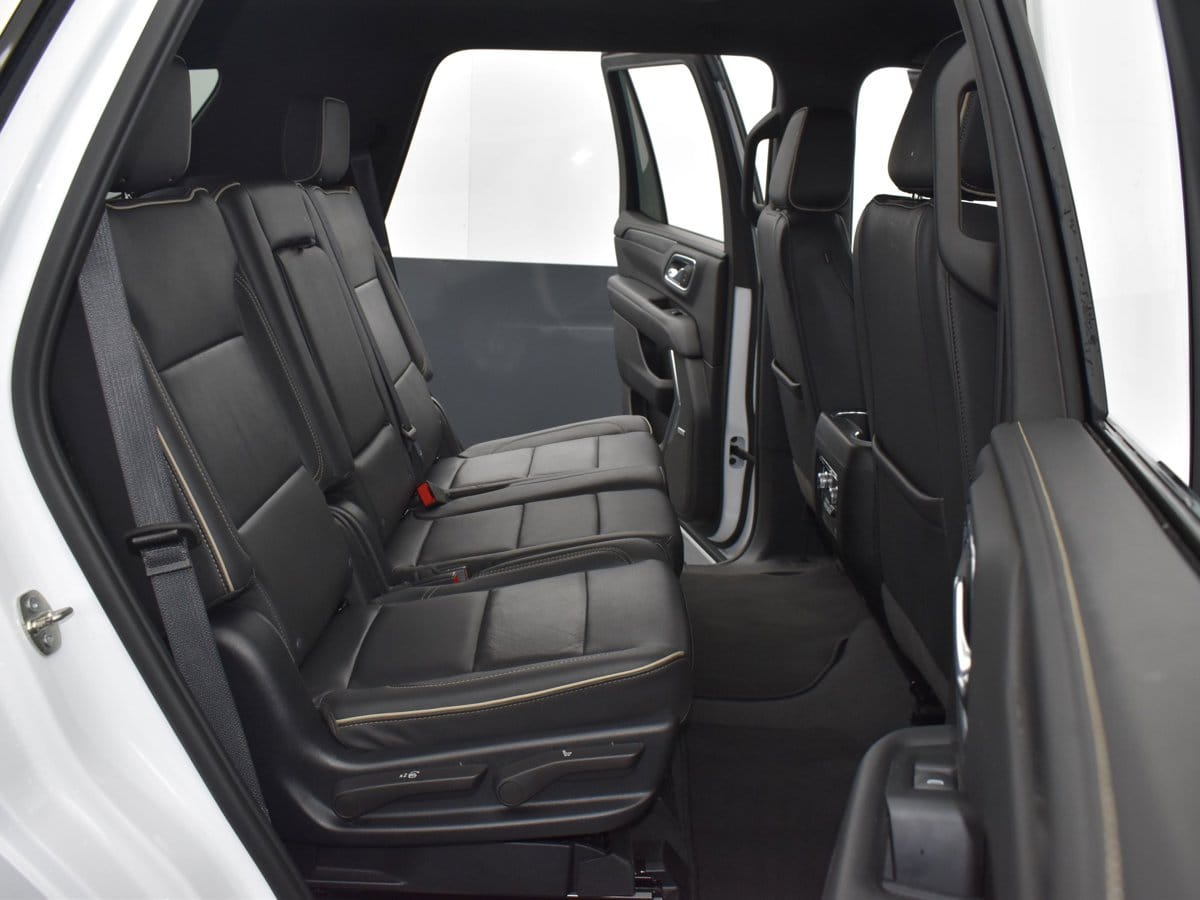2023 GMC Yukon SLT - Photo 28