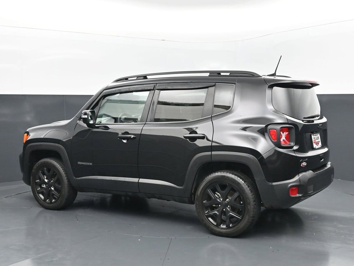 2023 Jeep Renegade Altitude - Photo 3
