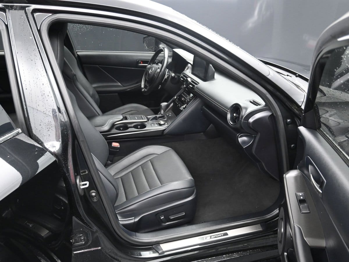 2023 Lexus IS 350 F SPORT - Photo 12