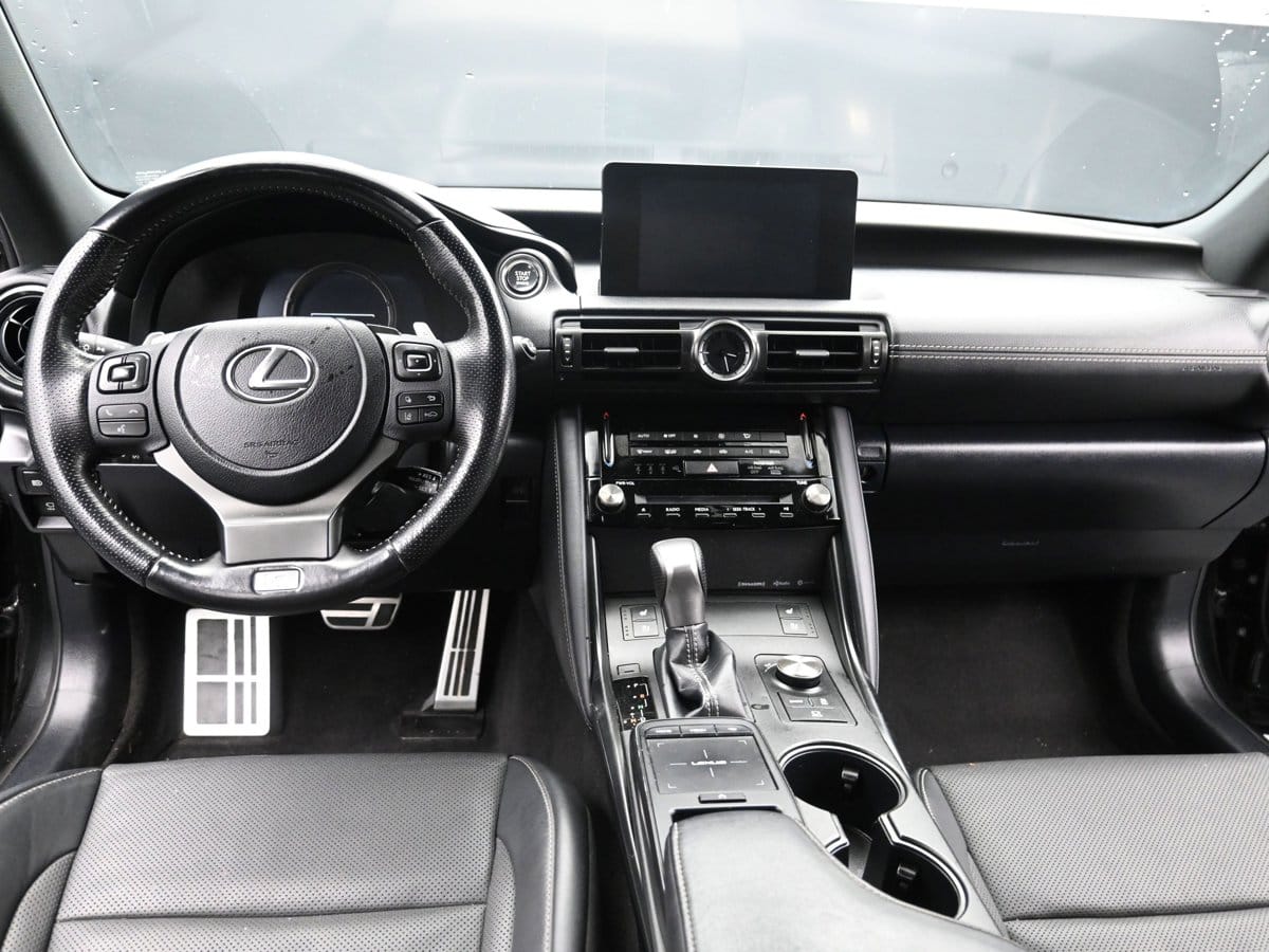 2023 Lexus IS 350 F SPORT - Photo 16