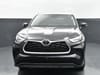 8 thumbnail image of  2023 Toyota Highlander L
