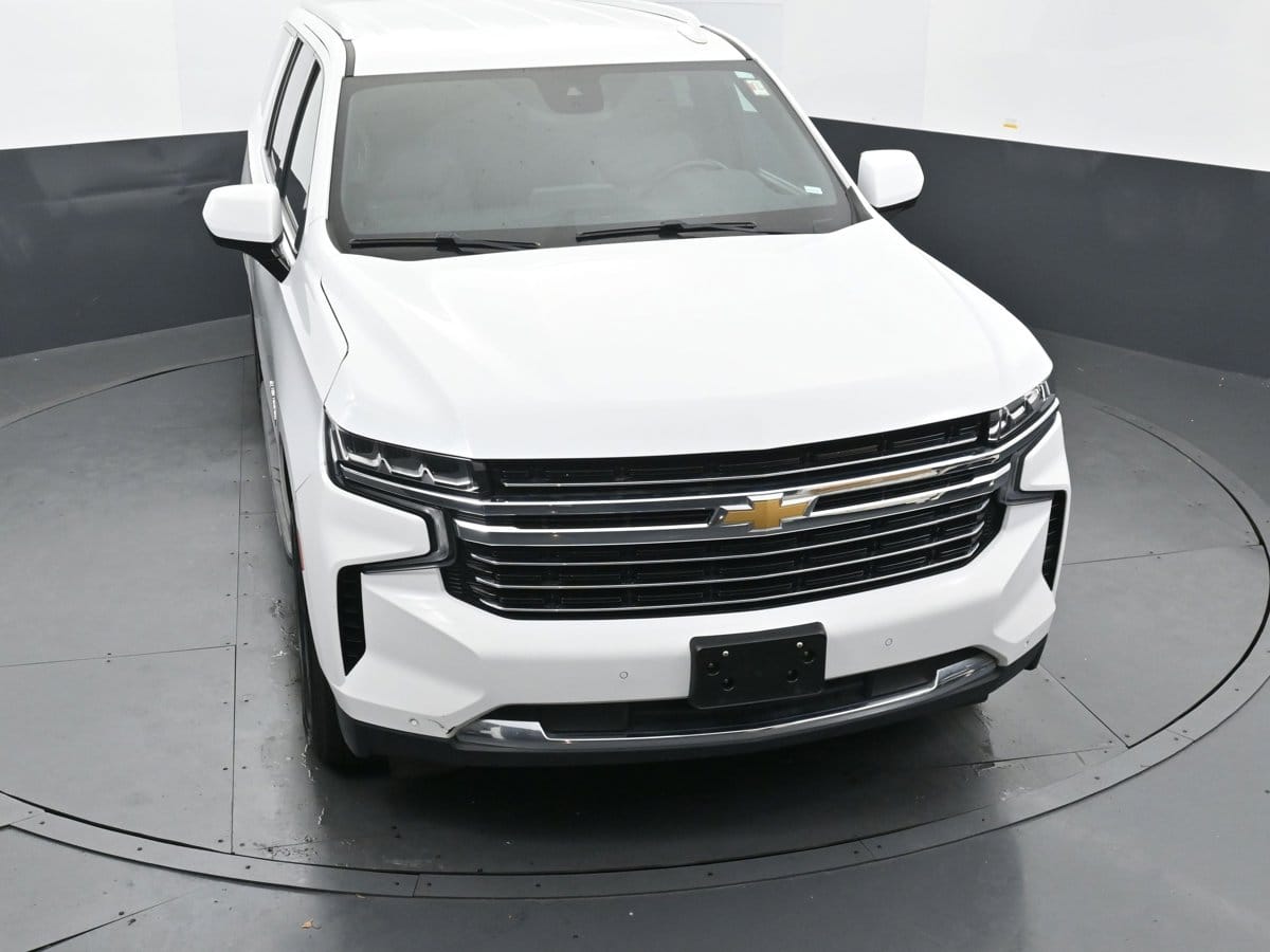 2024 Chevrolet Suburban LT - Photo 34
