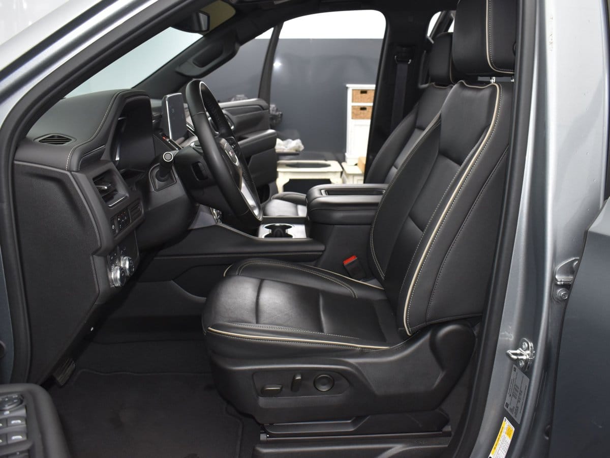 2024 GMC Yukon SLT - Photo 25