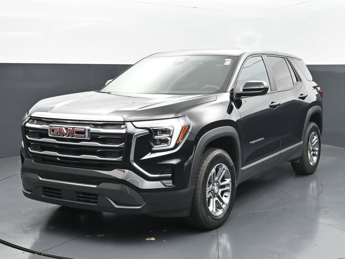 2025 GMC Terrain Elevation AWD's photo