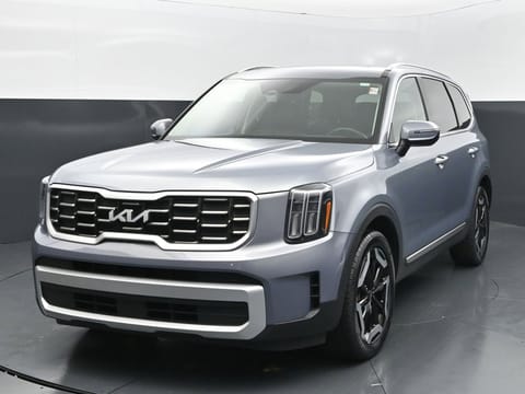 1 image of 2025 Kia Telluride S