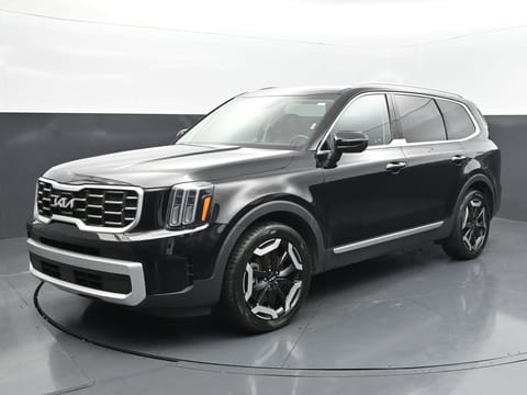 1 image of 2025 Kia Telluride S