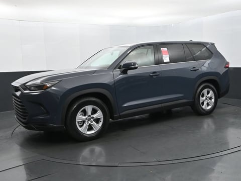 1 image of 2025 Toyota Grand Highlander LE