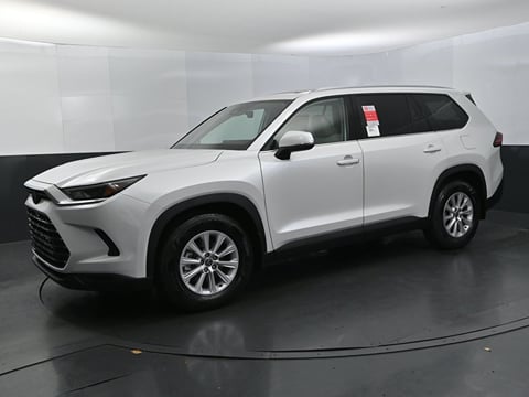 1 image of 2025 Toyota Grand Highlander XLE