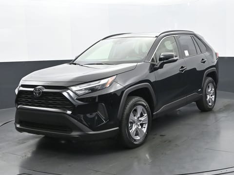 1 image of 2025 Toyota RAV4 Hybrid XLE