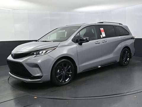 1 image of 2025 Toyota Sienna XSE