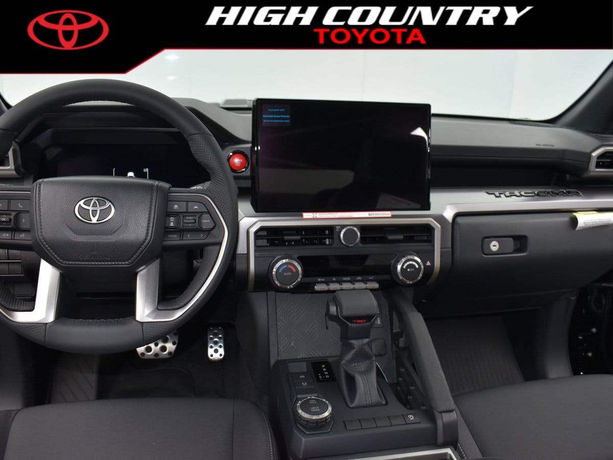 2025 Toyota Tacoma TRD Sport - Photo 16