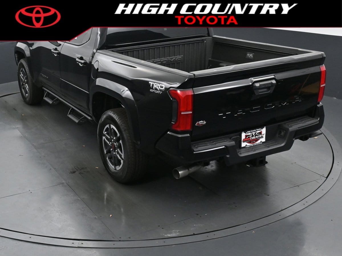2025 Toyota Tacoma TRD Sport - Photo 32