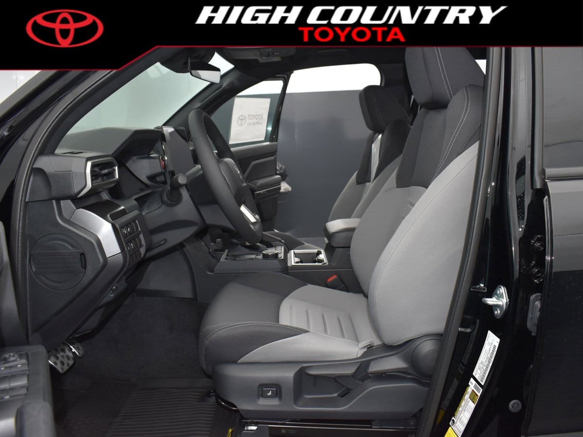 2025 Toyota Tacoma TRD Sport - Photo 13