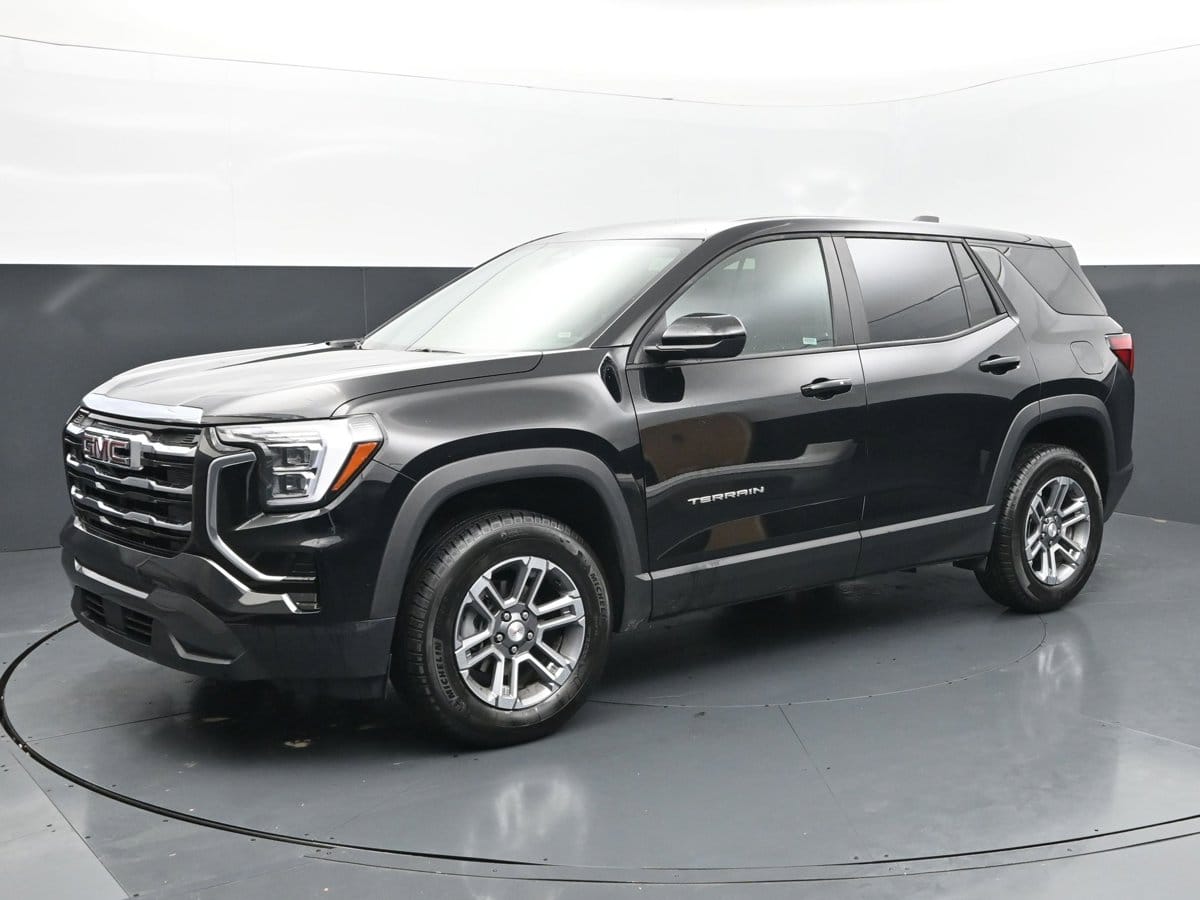 2026 GMC Terrain Elevation FWD's photo