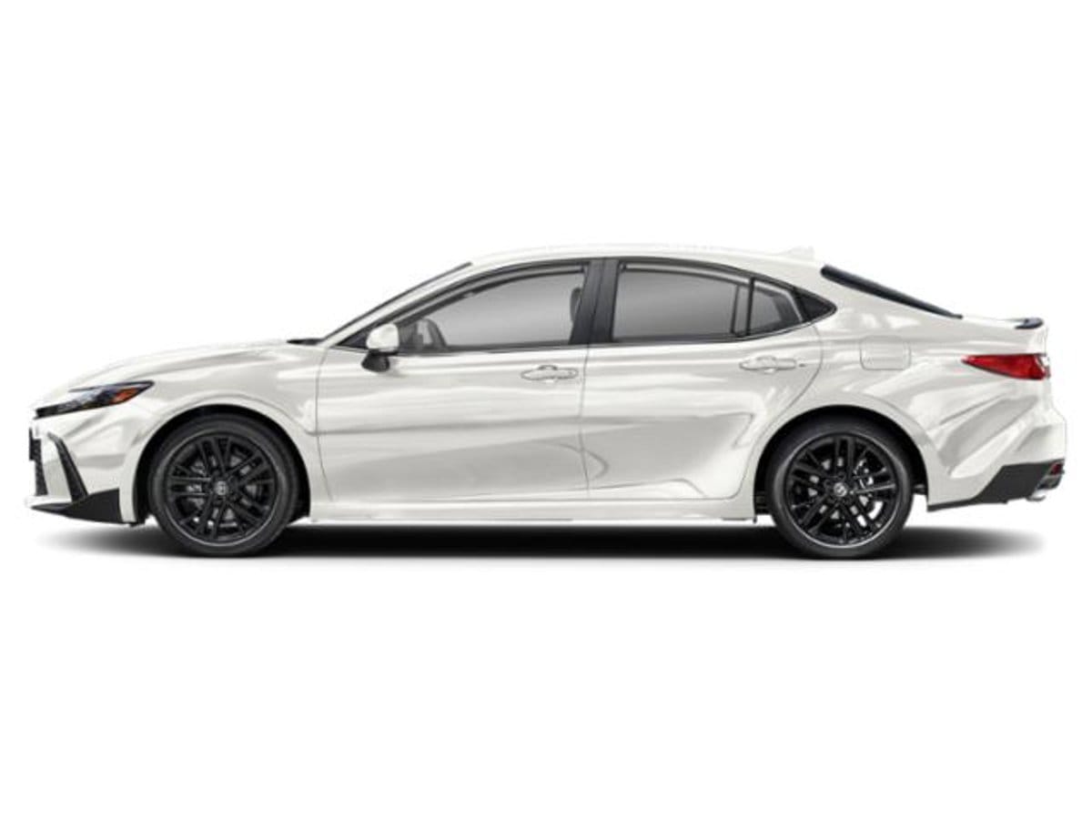 3 thumbnail image of  2026 Toyota Camry SE