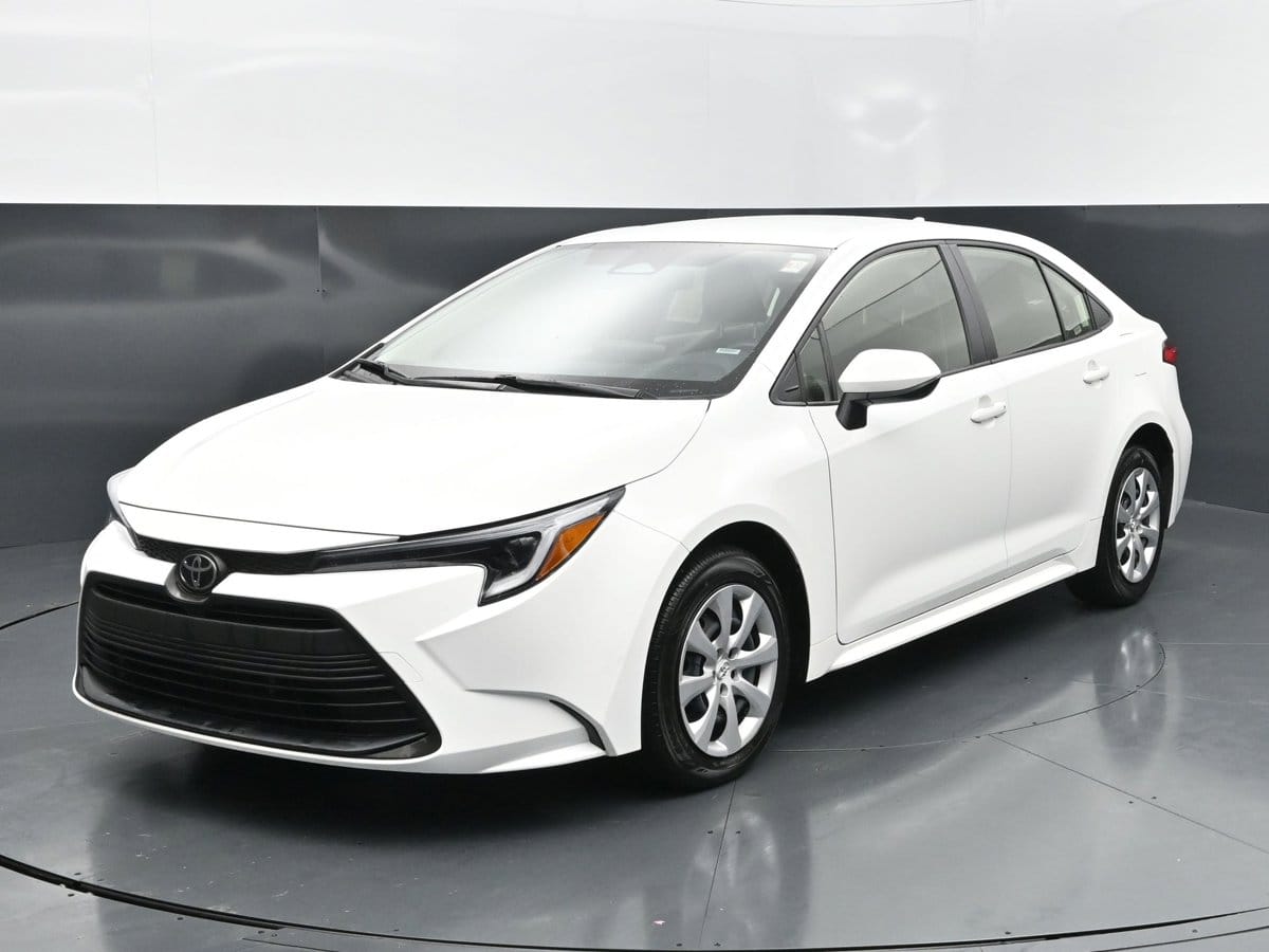 2026 Toyota Corolla LE Hybrid CVT's photo