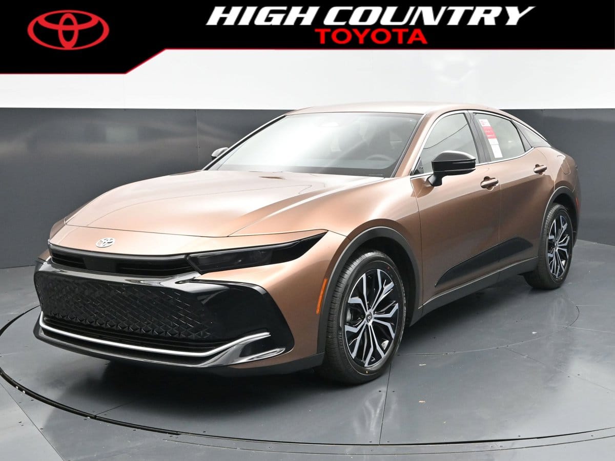 2026 Toyota Crown XLE AWD's photo
