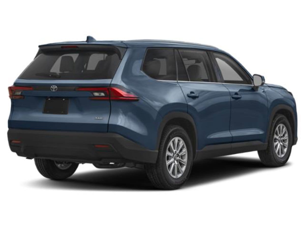 2 thumbnail image of  2026 Toyota Grand Highlander XLE