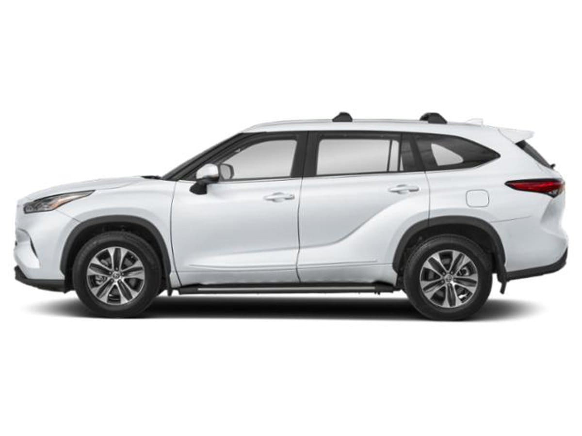 3 thumbnail image of  2026 Toyota Highlander Hybrid XLE