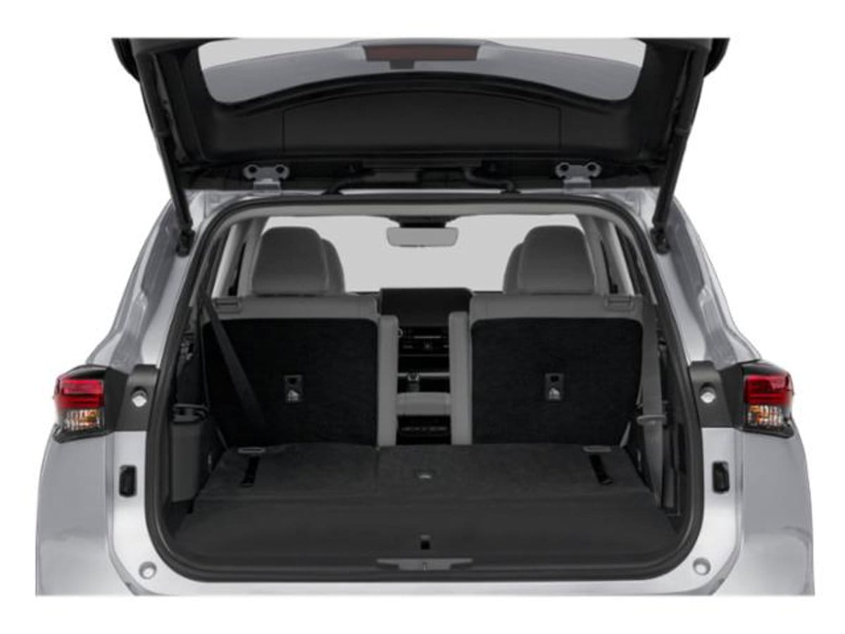 14 thumbnail image of  2026 Toyota Highlander Limited AWD