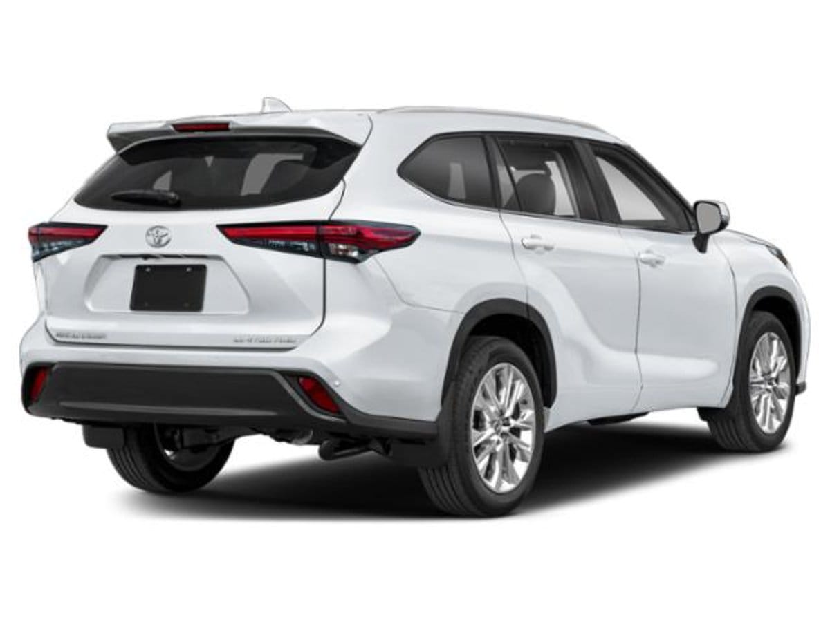 2 thumbnail image of  2026 Toyota Highlander Limited AWD