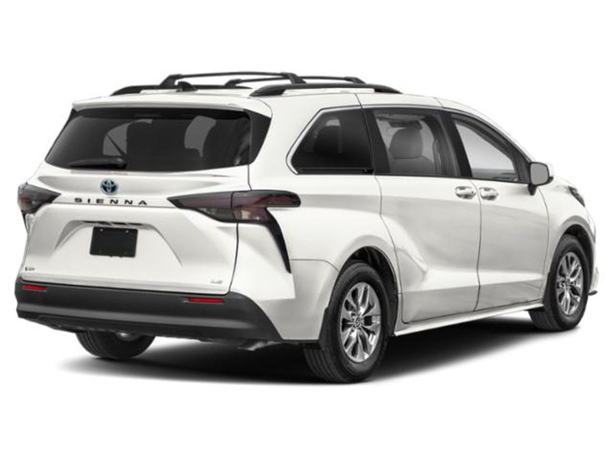 5 thumbnail image of  2026 Toyota Sienna LE FWD 8-Passenger
