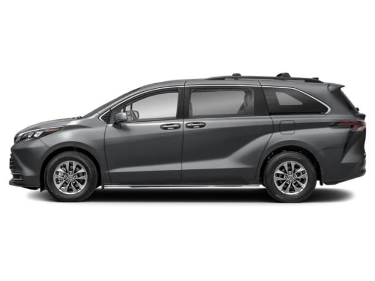 3 thumbnail image of  2026 Toyota Sienna LE
