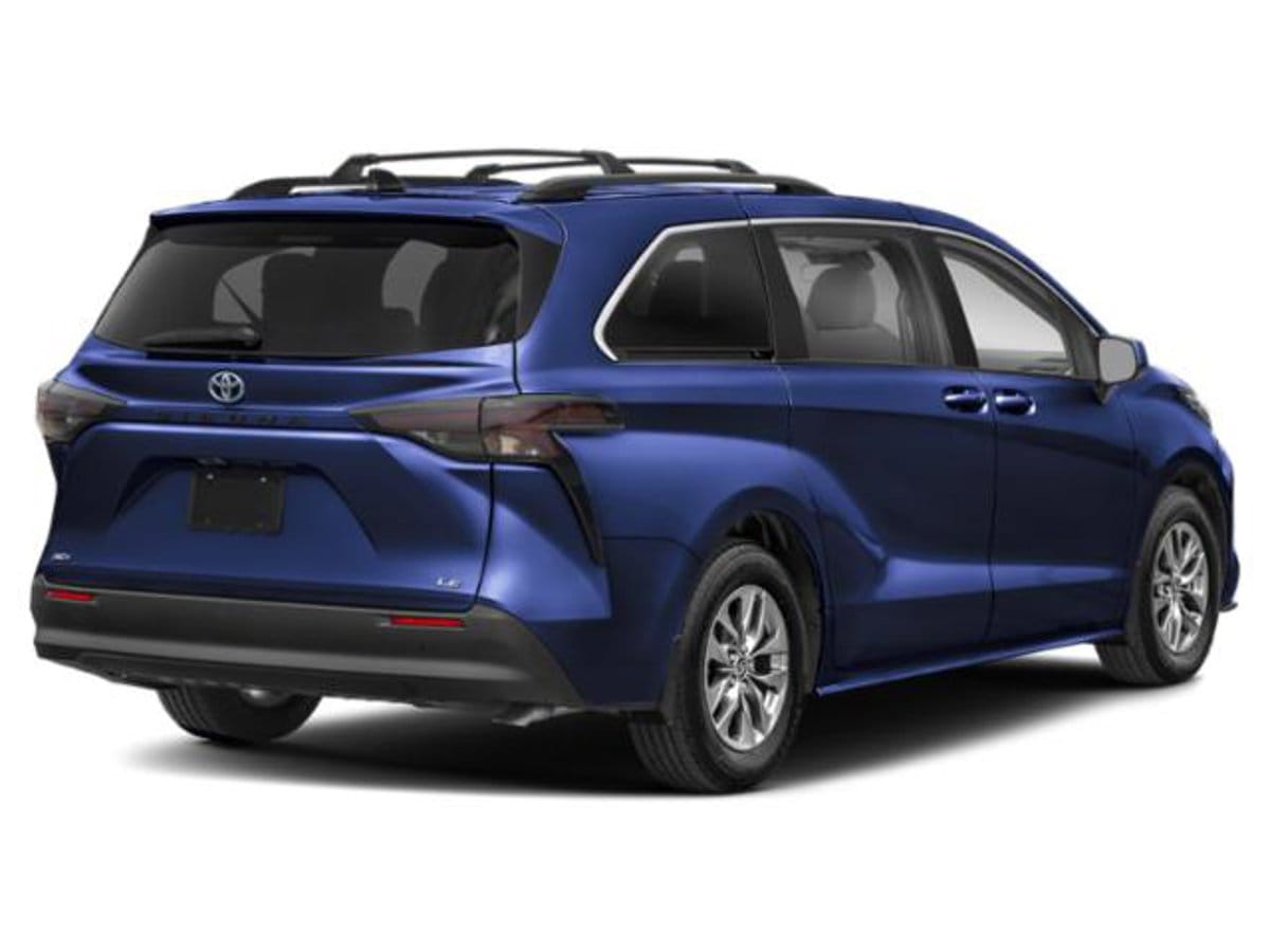 2 thumbnail image of  2026 Toyota Sienna LE