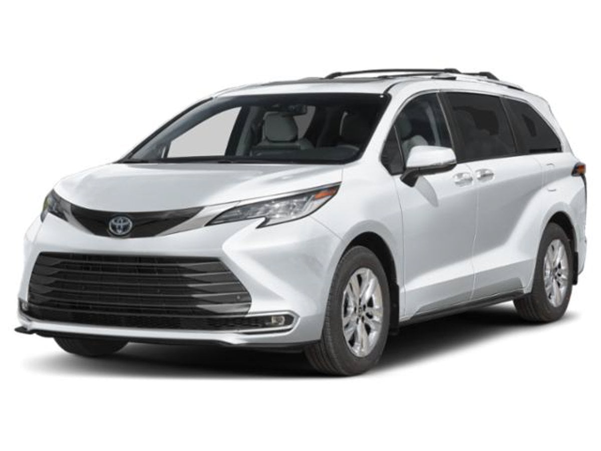 4 thumbnail image of  2026 Toyota Sienna Limited FWD 7-Passenger