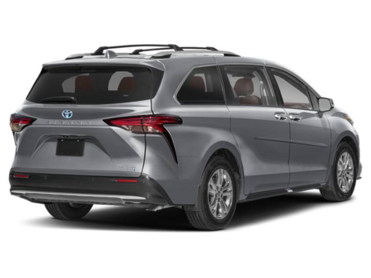 2 thumbnail image of  2026 Toyota Sienna Platinum