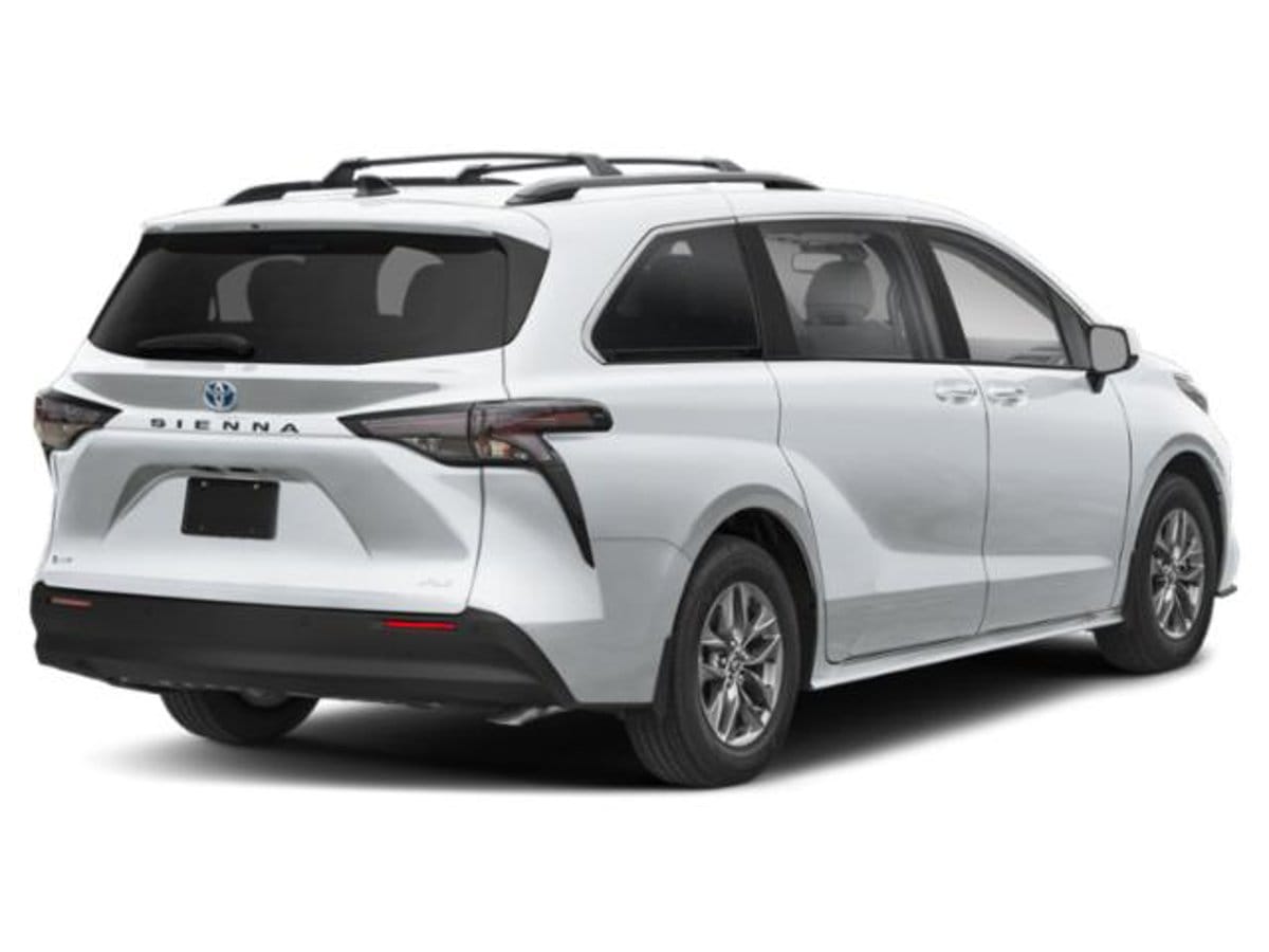 5 thumbnail image of  2026 Toyota Sienna XLE