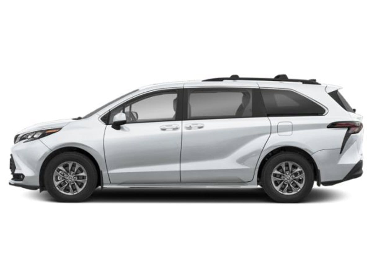 5 thumbnail image of  2026 Toyota Sienna XLE